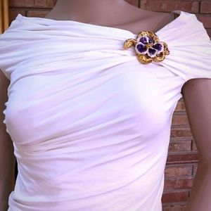 Roberto Cavalli gorgeous top with metal flower broche 🌺